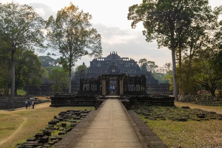 Cẩm Nang Khám Phá Thánh Địa Mỹ Sơn: Quần Thể Đền Tháp Champa Huyền Bí & Điệu Múa Apsara Thiêng Liêng